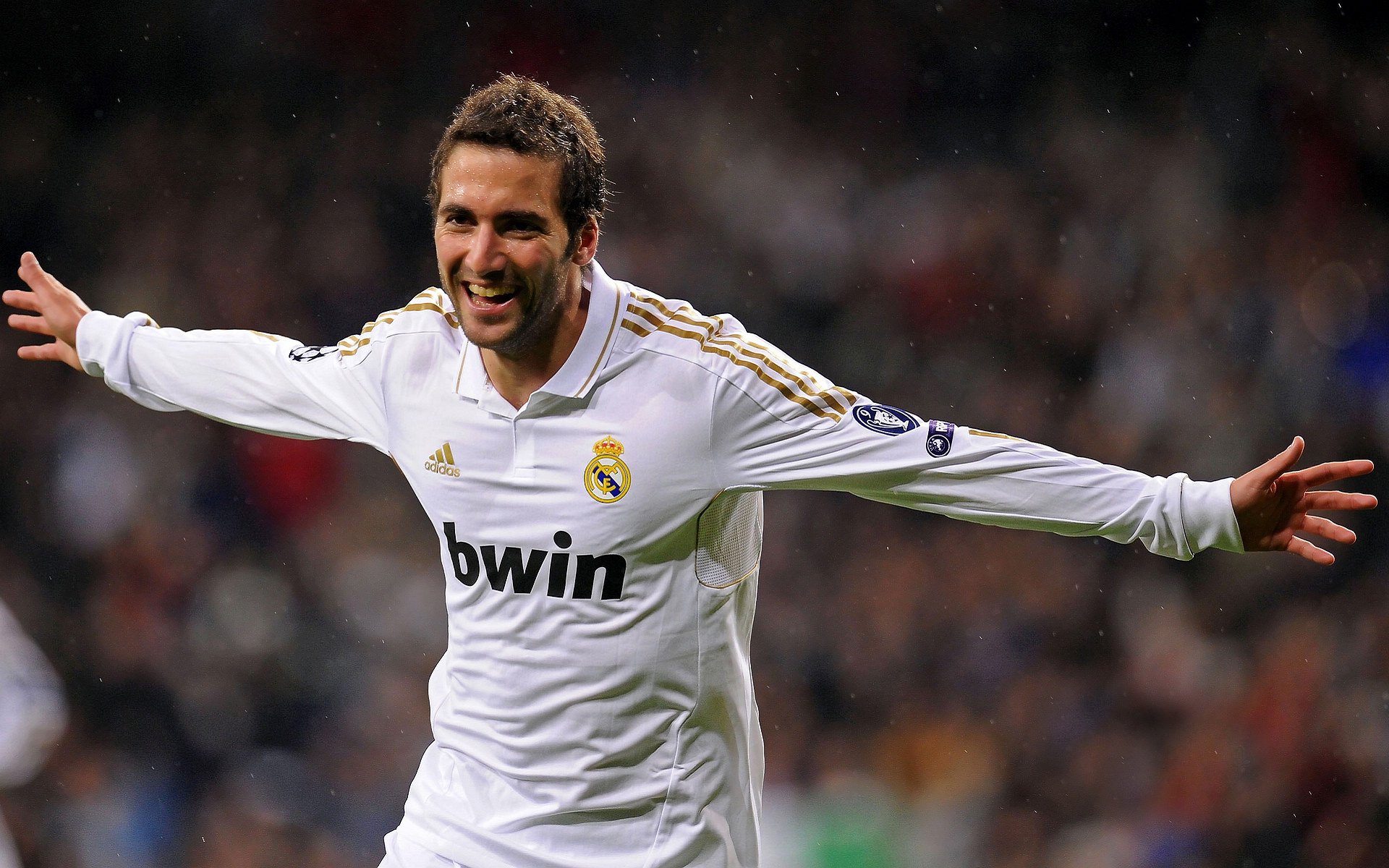 德约科维奇刷新里程碑，广州队四强战力克多特蒙德，晋级概率达75％